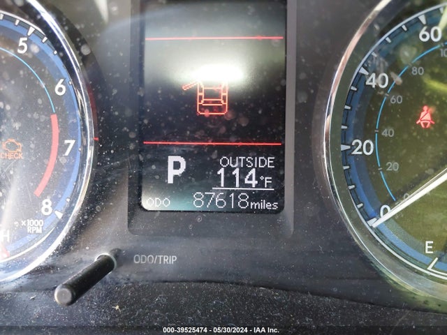 Toyota COROLLA LE 2018 5YFBURHE4JP848844 Image 7