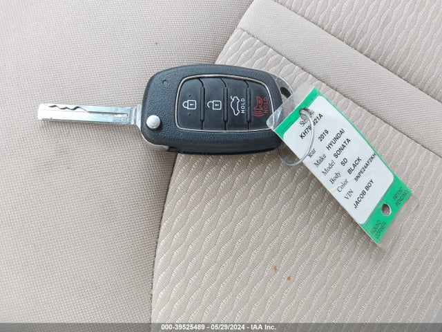 Hyundai SONATA SE 2019 5NPE24AF2KH790921 Image 11