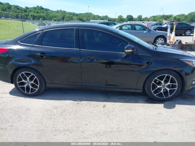 1FADP3H2XHL241682 Ford FOCUS SEL