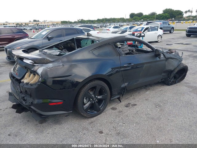 Ford Mustang Ecoboost Premium Fastback 2022 1FA6P8TH8N5127536 Image 4