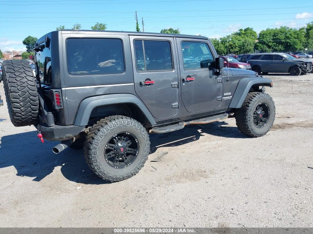 1C4BJWDG2HL545045 Jeep Wrangler Unlimited Sport 4x4