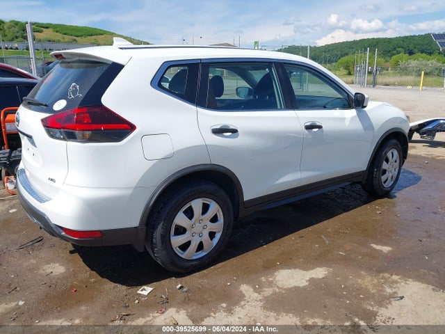 Nissan ROGUE S 2018 KNMAT2MV2JP601237 Image 4