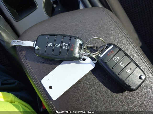 KIA Optima Lx 2020 5XXGT4L34LG415568 Image 11