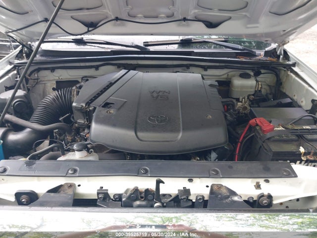 Toyota Tacoma Base V6 2015 3TMLU4EN2FM194095 Image 10