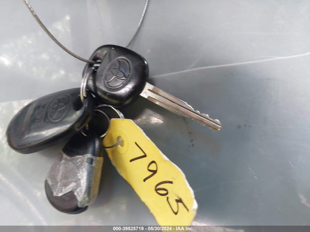 Toyota Tacoma Base V6 2015 3TMLU4EN2FM194095 Image 11