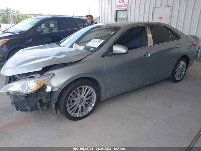 Toyota CAMRY LE 2016 4T4BF1FK9GR566720 Image 2