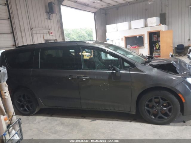 2C4RC1EG6KR506953 Chrysler Pacifica Touring L Plus