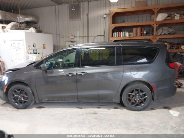 2C4RC1EG6KR506953 Chrysler Pacifica Touring L Plus