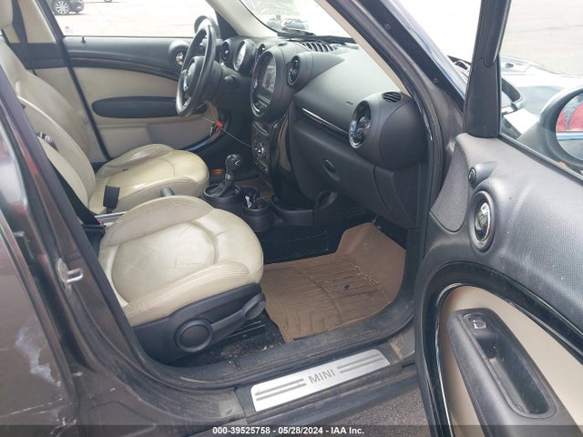 2013 MINI COUNTRYMAN WMWZB3C54DWR35614 Photo 4