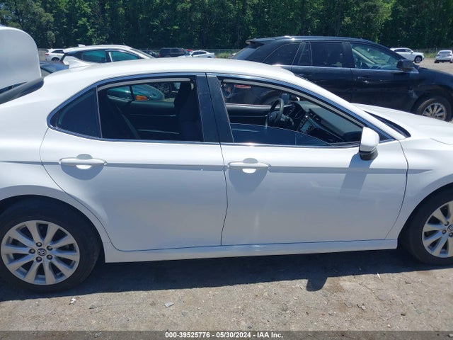 Toyota CAMRY LE 2020 4T1C11AK5LU344609 Image 13