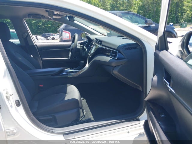 Toyota CAMRY LE 2020 4T1C11AK5LU344609 Image 5