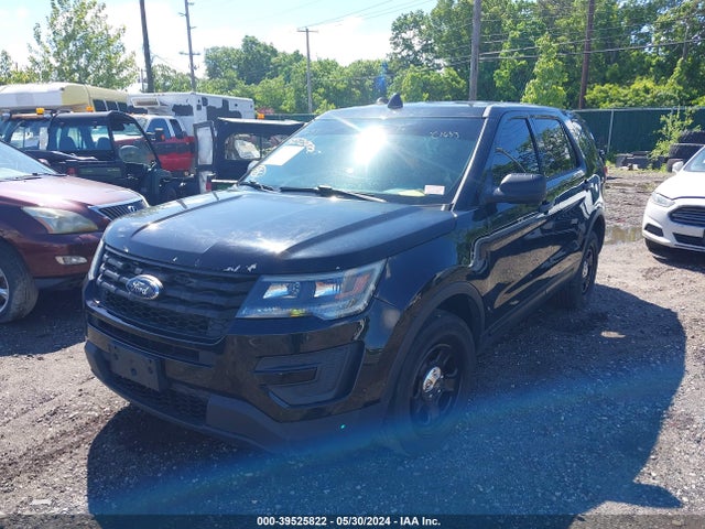 Ford Utility Police Interceptor 2016 1FM5K8AR9GGB53923 Image 2