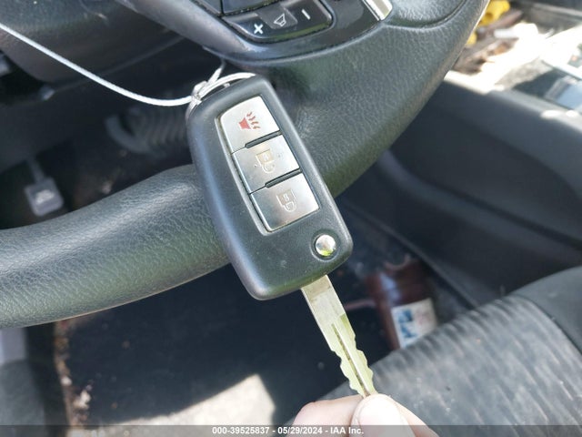 Nissan ROGUE S 2018 JN8AT2MT7JW462831 Image 11