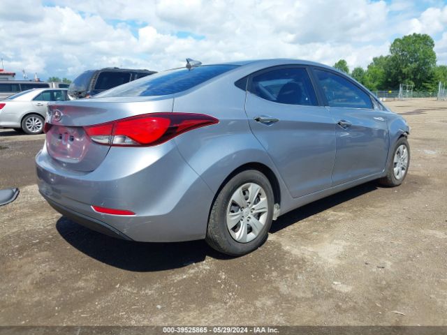 5NPDH4AE2GH669797 Hyundai ELANTRA SE