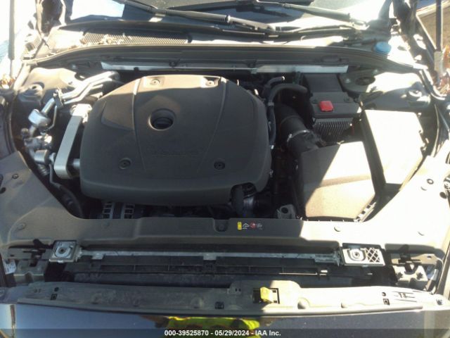7JR102FKXKG013116 Volvo S60 T5 Momentum