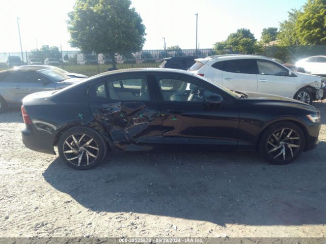 7JR102FKXKG013116 Volvo S60 T5 Momentum