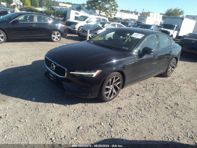 7JR102FKXKG013116 Volvo S60 T5 Momentum