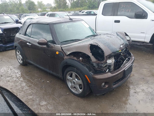 2010 MINI COOPER WMWMR3C52ATU98442 Photo 0