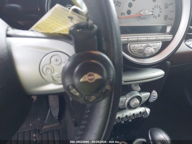 2010 MINI COOPER WMWMR3C52ATU98442 Photo 10