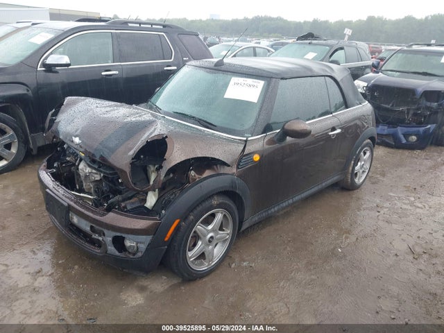 2010 MINI COOPER WMWMR3C52ATU98442 Photo 1