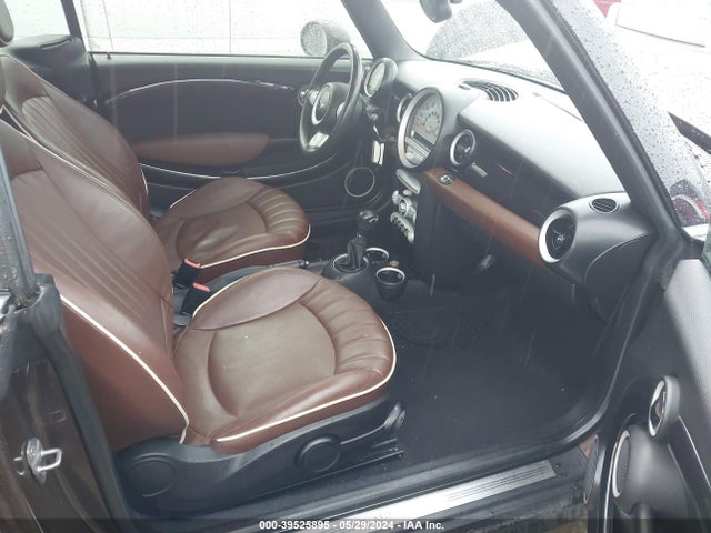2010 MINI COOPER WMWMR3C52ATU98442 Photo 4