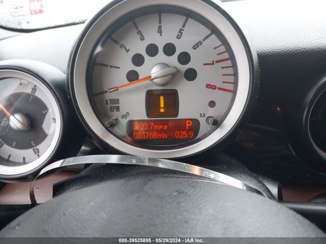 2010 MINI COOPER WMWMR3C52ATU98442 Photo 6