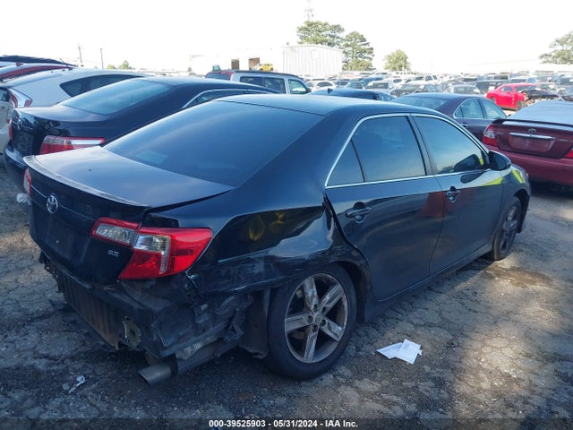 Toyota CAMRY SE 2014 4T1BF1FK6EU350511 Image 4