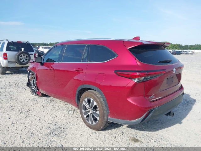 Toyota Highlander Xle 2021 5TDGZRAH4MS527023 Image 3
