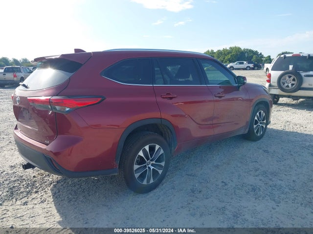 Toyota Highlander Xle 2021 5TDGZRAH4MS527023 Image 4