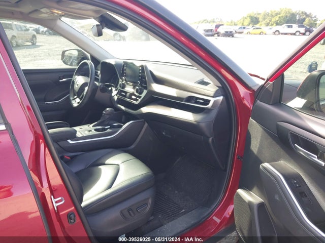 Toyota Highlander Xle 2021 5TDGZRAH4MS527023 Image 5
