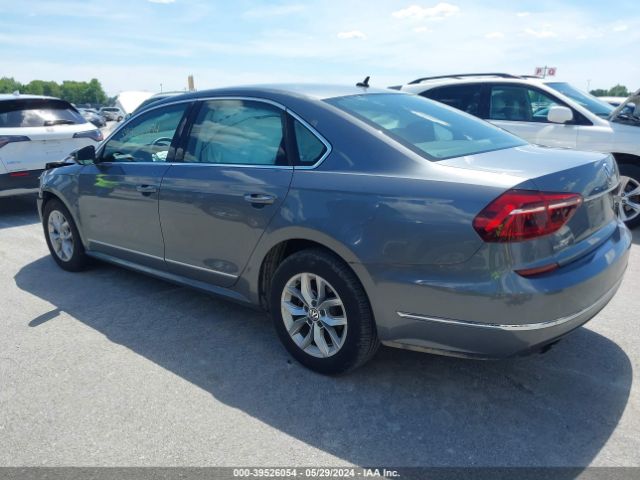 1VWAT7A30HC058484 Volkswagen Passat 1.8t S