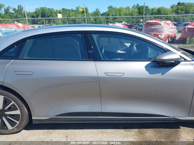 Lucid Air Touring 2023 50EA1TEA3PA001115 Image 13