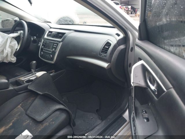 1N4AL3AP6HN365425 Nissan Altima 2.5 S