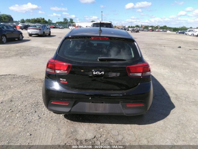 3KPA25AD8NE458350 KIA Rio 5-door S