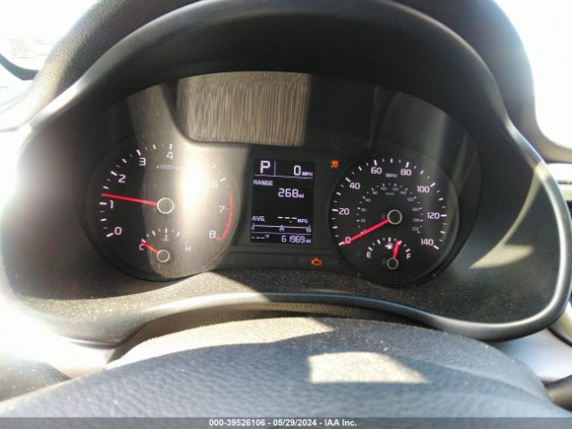 3KPA25AD8NE458350 KIA Rio 5-door S