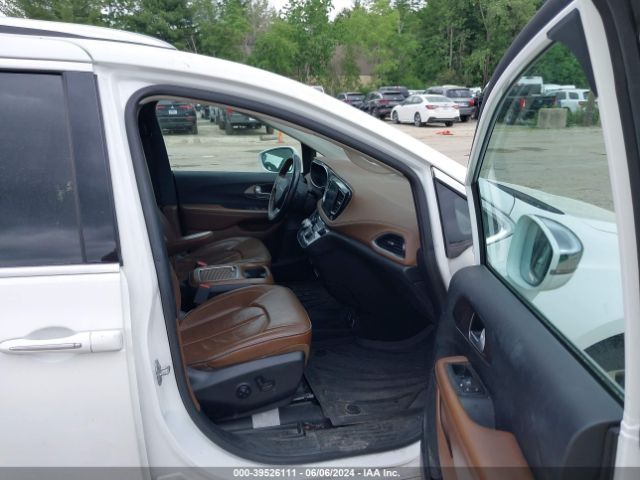 2C4RC1GG9HR636005 Chrysler Pacifica Limited