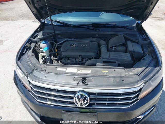 1VWAS7A30GC035904 Volkswagen Passat 1.8t S