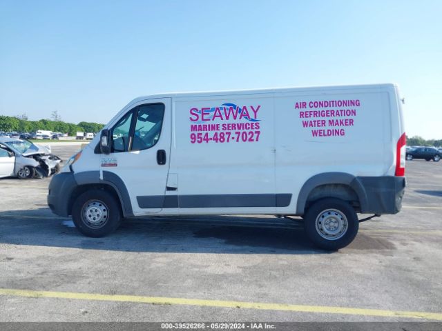 3C6TRVAG1JE106226 RAM Promaster 1500 Low Roof 136 Wb
