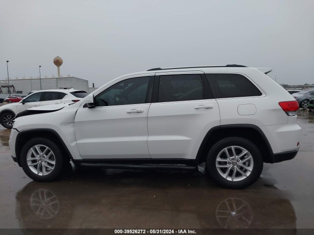 1C4RJEAG0HC805150 Jeep Grand Cherokee Laredo 4x2