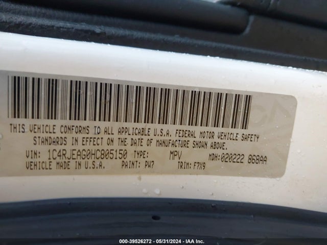 1C4RJEAG0HC805150 Jeep Grand Cherokee Laredo 4x2