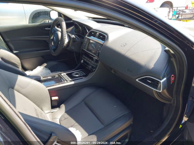 SAJAR4FXXJCP24401 Jaguar Xe 25t
