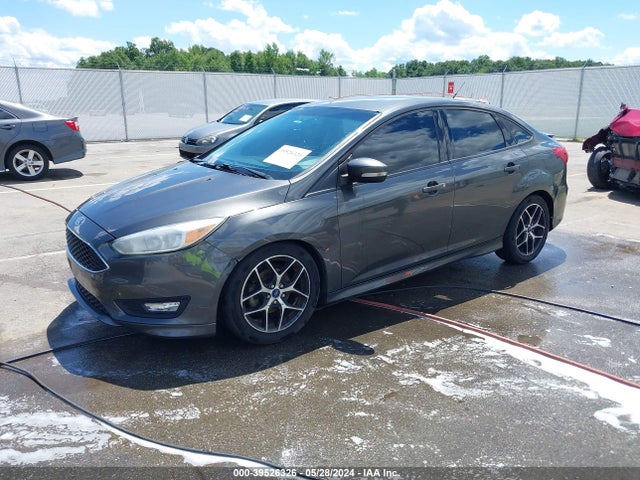 Ford FOCUS SE 2015 1FADP3F21FL345588 Image 2