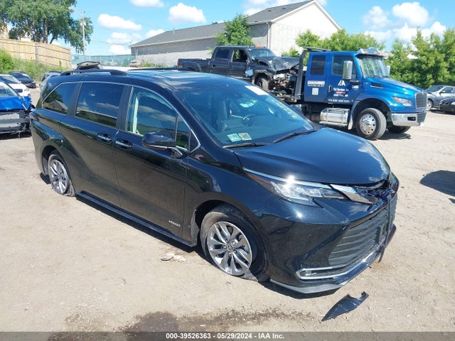 Toyota SIENNA XLE 2021 5TDYSKFC3MS028467 zdjęcie główne