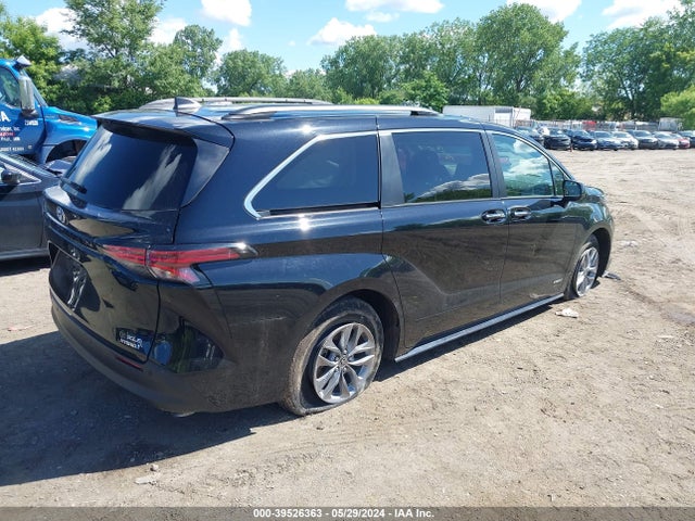 Toyota SIENNA XLE 2021 5TDYSKFC3MS028467 Image 4
