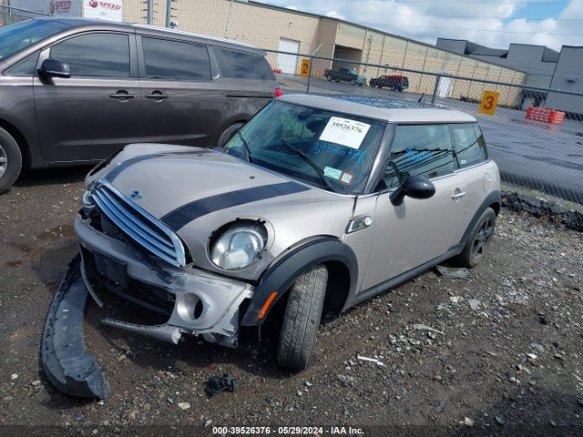 2013 MINI HARDTOP WMWSU3C52DT372866 Photo 1
