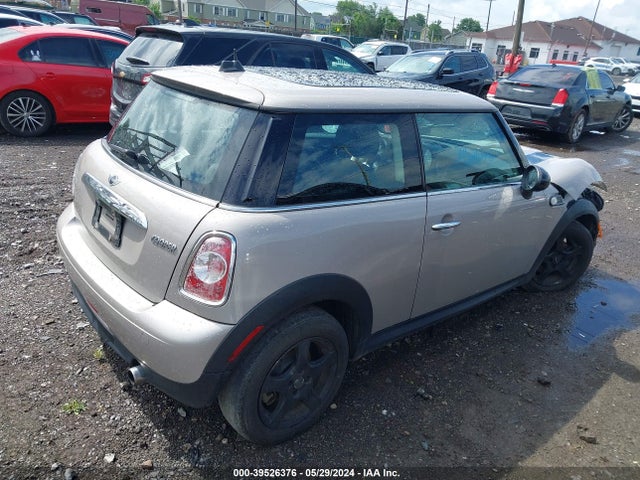 2013 MINI HARDTOP WMWSU3C52DT372866 Photo 3
