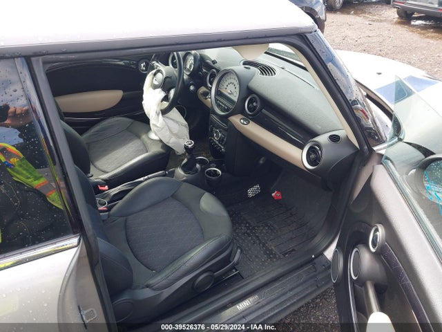 2013 MINI HARDTOP WMWSU3C52DT372866 Photo 4