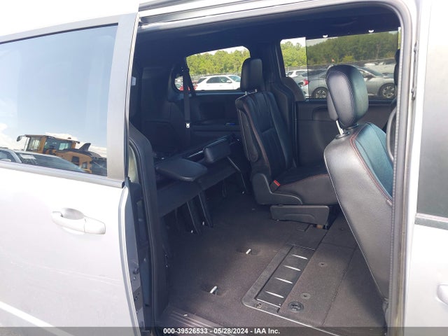 2C4RDGEG7KR765063 Dodge Grand Caravan Gt