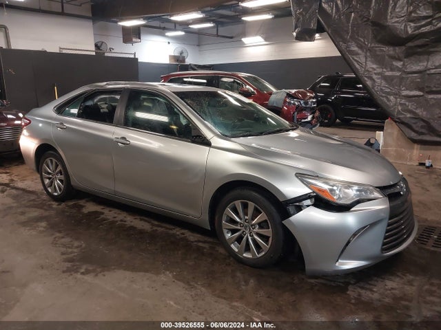 Toyota CAMRY XLE 2016 4T1BF1FKXGU586288 zdjęcie główne