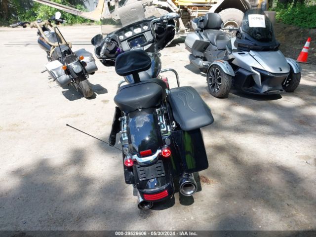 2022 HARLEY-DAVIDSON FLHX 1HD1KBC19NB638756 Photo 5